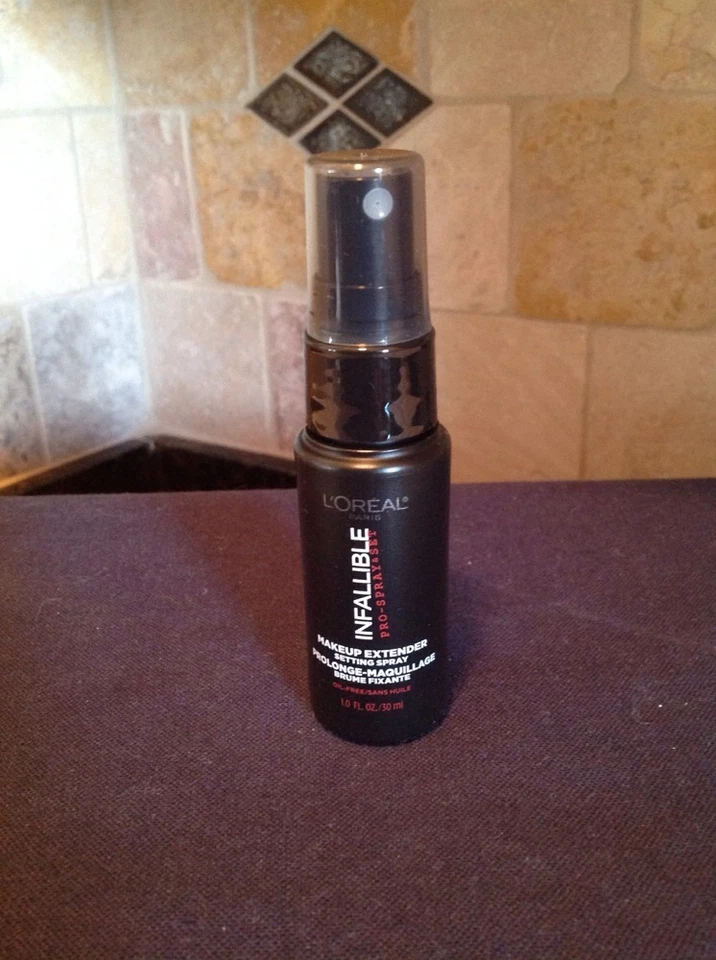L'Oreal Infallible Pro-Spray & Set Makeup Extender Setting Spray ~ 1 oz, 30 ml - Image 2 of 4