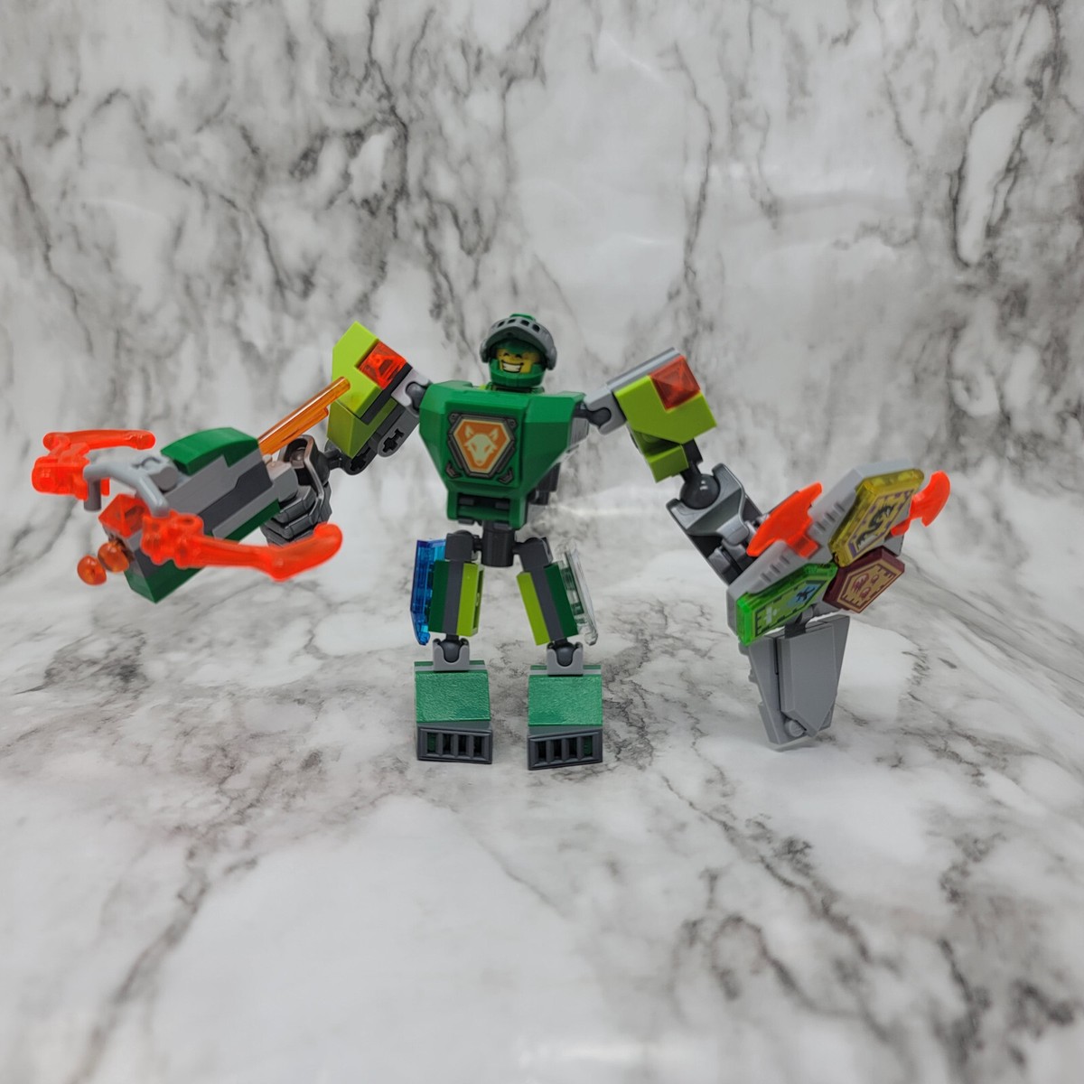 Lego Nexo Knights Battle Suit Aaron Lego Nexo Knights Battle Suit