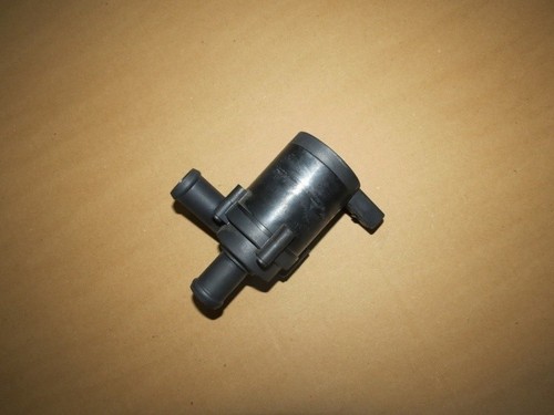 Original VW Touran GP2 Cross Zusatzwasserpumpe A36798 1k0965561f