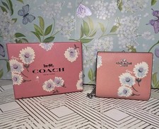 Coach Bubblegum Pink Daisy Snap Wallet - Boxed