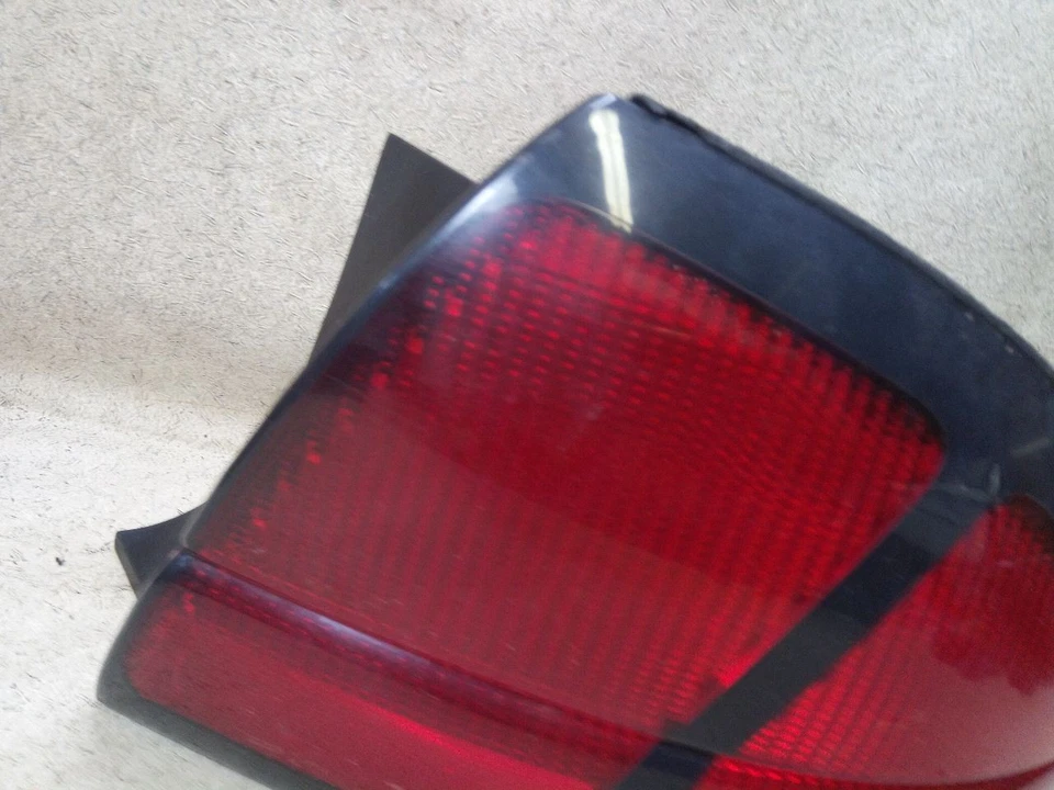 Passenger Right Tail Light Quarter Mounted Fits 95-01 CHEVROLET LUMINA CAR w118 - Image 2 of 4