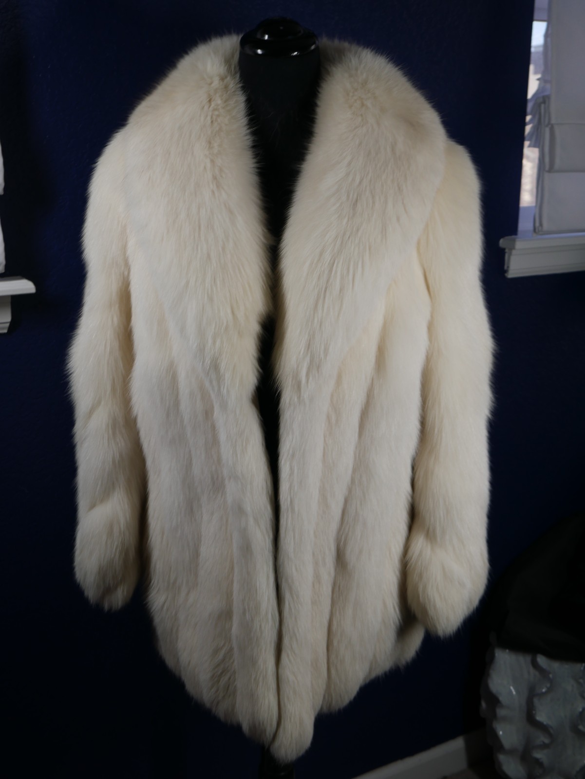 Gorgeous Pearl Fox Fur Coat Jacket Great for Wedding!
