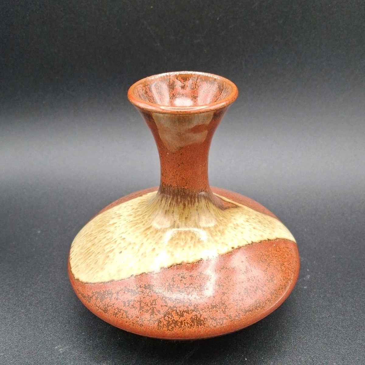 Vintage TOYO Japanese Ceramic Vase ~ 4.5