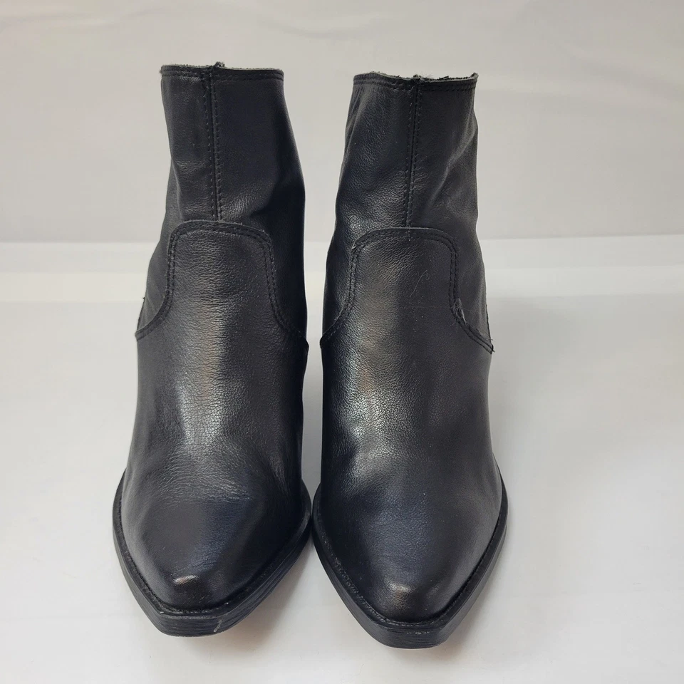 Botas al tobillo de cuero negras Lucky Brand talla 6 punta cremallera lateral occidentales Foto 2 de 4