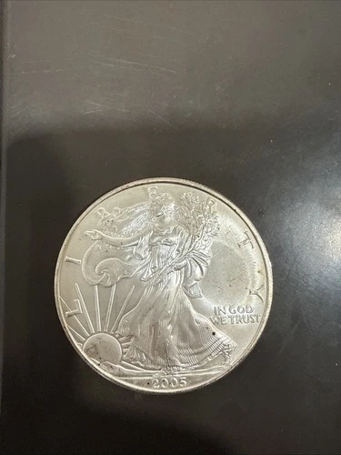 2005 American Silver Eagle 1 Ounce Fine .999 Silver BU