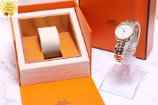 Montre à quartz femme vintage