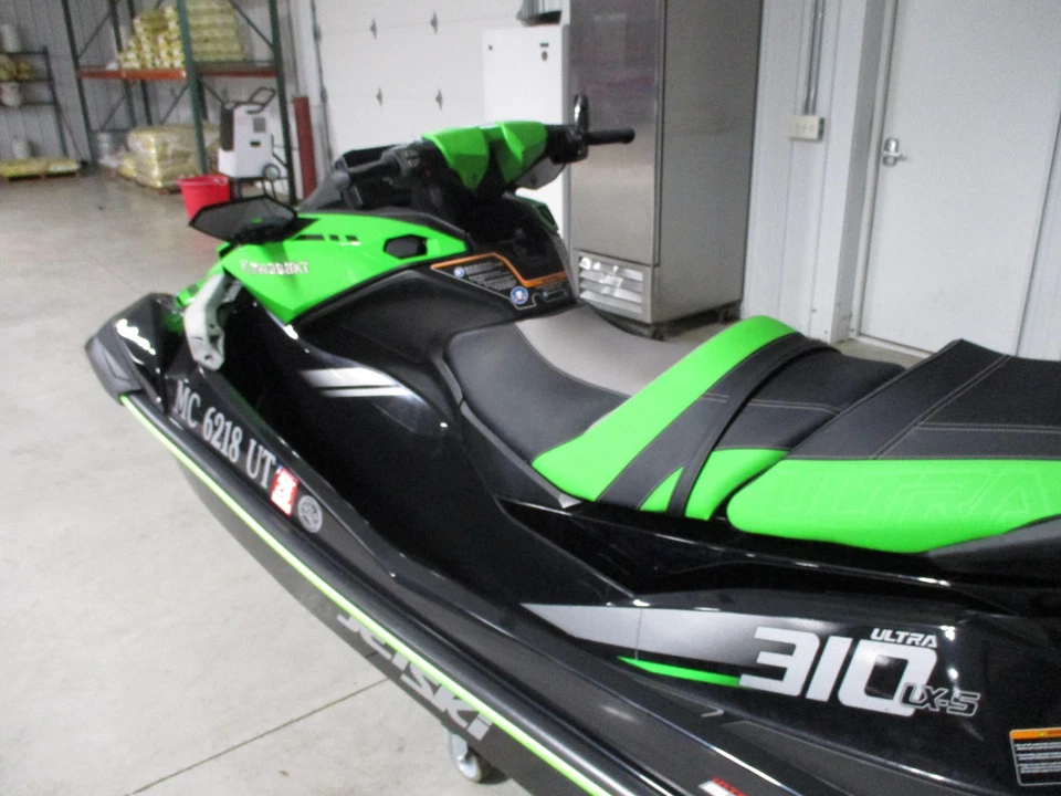 Kawasaki Ultra 310 LX-S 2022 Foto 4 de 4