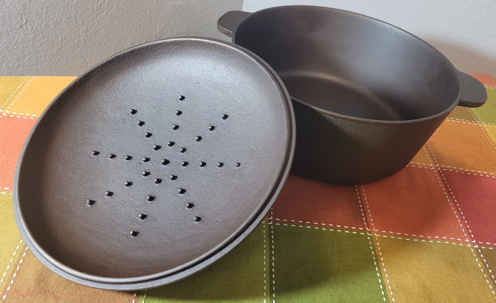 Vintage Renfrow LA No. 8 Dutch Oven (Restored & Seasoned) FREE SHIPPING