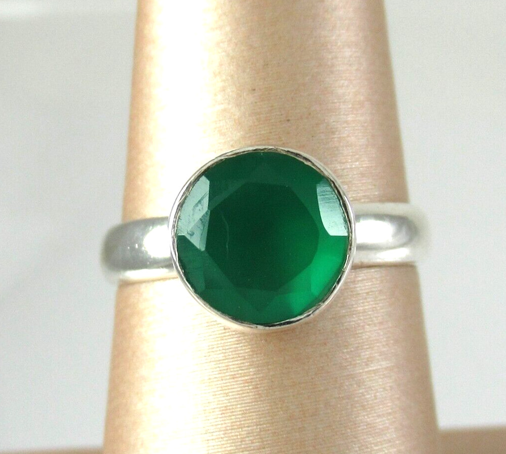 .925 Sterling Silver Emerald Solitaire Ring Round… - image 1