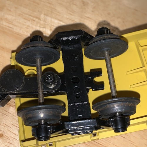 “MTH” Rugged Rails C & O 81130 Chessie System Flatcar With Die Cast Corvette Car - Picture 16 of 22
