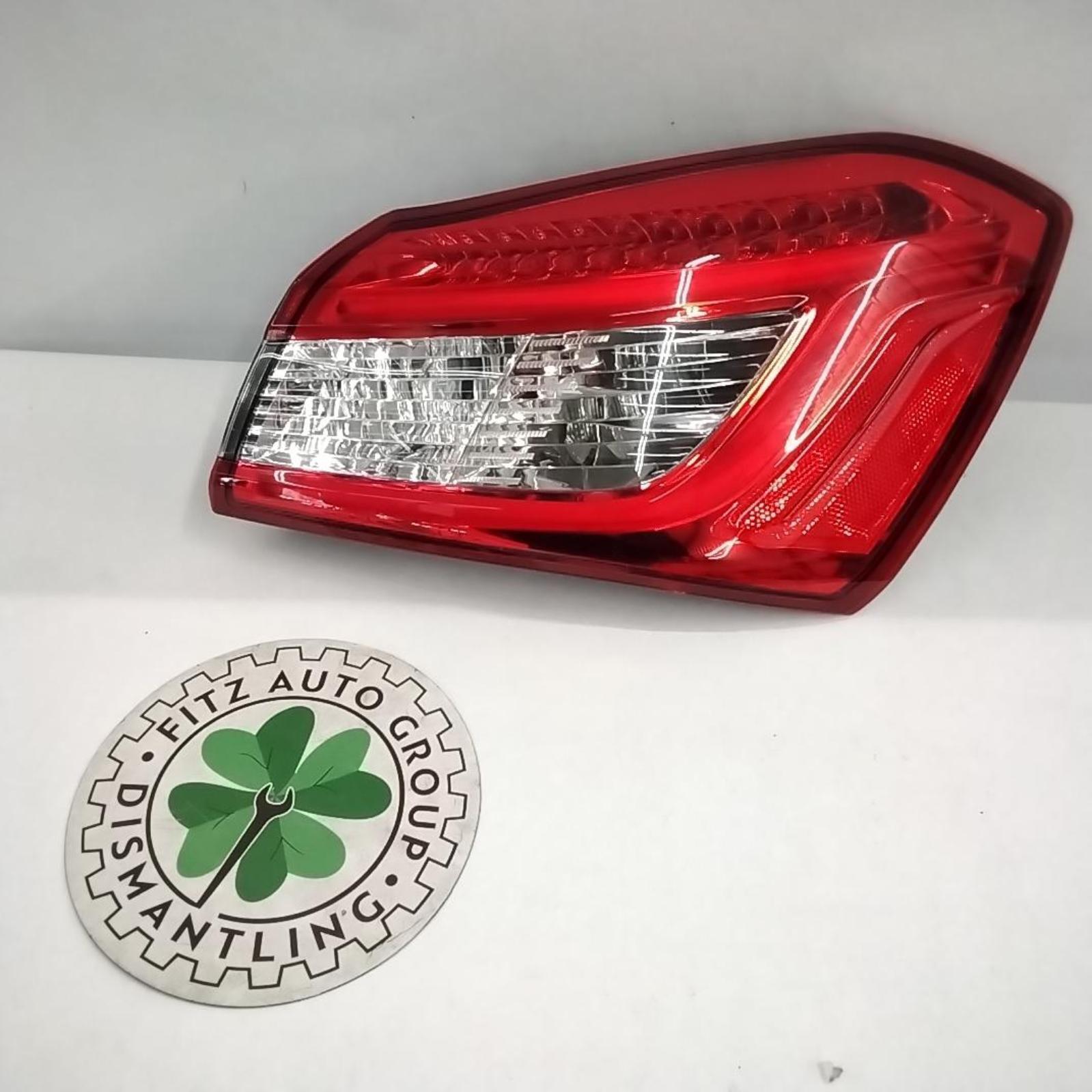 2019 MASERATI GHIBLI RIGHT PASSENGER SIDE TAILLIGHT QUATER MOUNTED OEM 