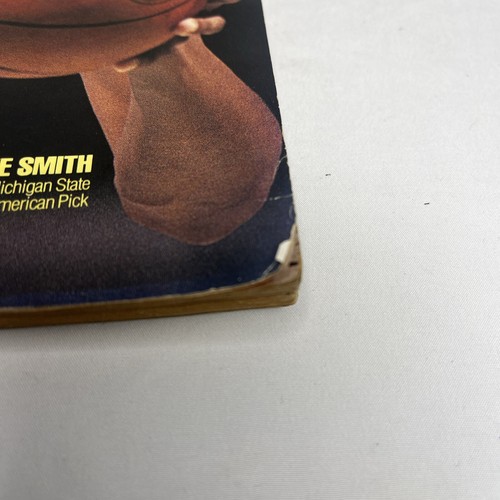 Street & Smith's Basketball Issue 1990-91 Steve Smith Cover - Bild 2 von 12