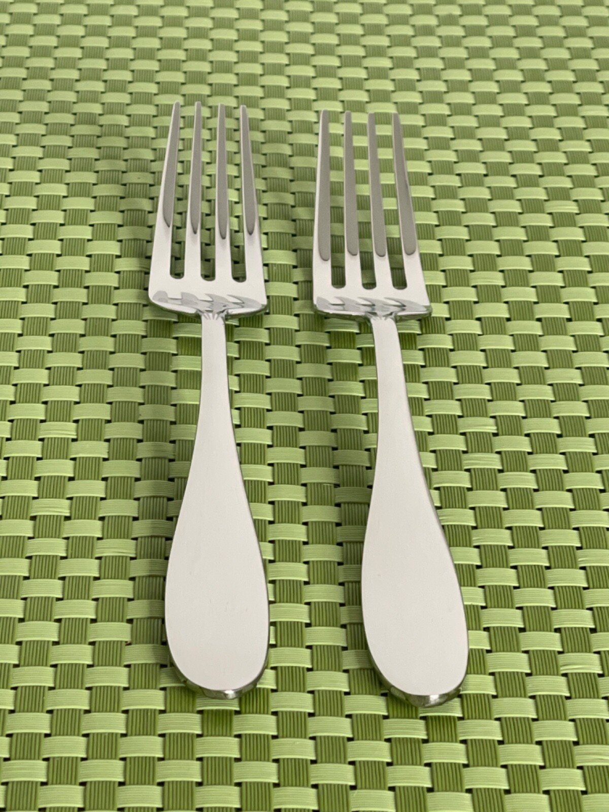 18/10 Glossy Flatware