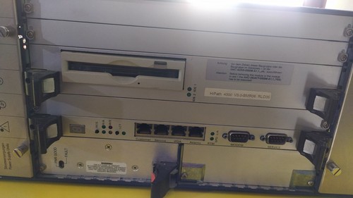 SERVIDOR DE COMUNICACIÓN SIEMENS HIPATH 4000 - Imagen 4 de 11