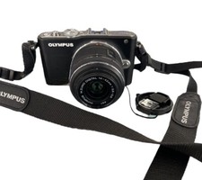 OLYMPUS PEN E-PL3 12.3MP Black w/M.ZUIKO DIGITAL 14-42mm F/3.5-5.6 Japan