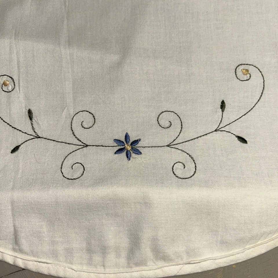 "Cortina de campo floral JC Penney Home bordada floral 1 panel 42"" X 84""" Foto 2 de 4