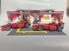 Lego 8144 Racers Ferrari 248 F1 team (Schumacher Edition ) Complete