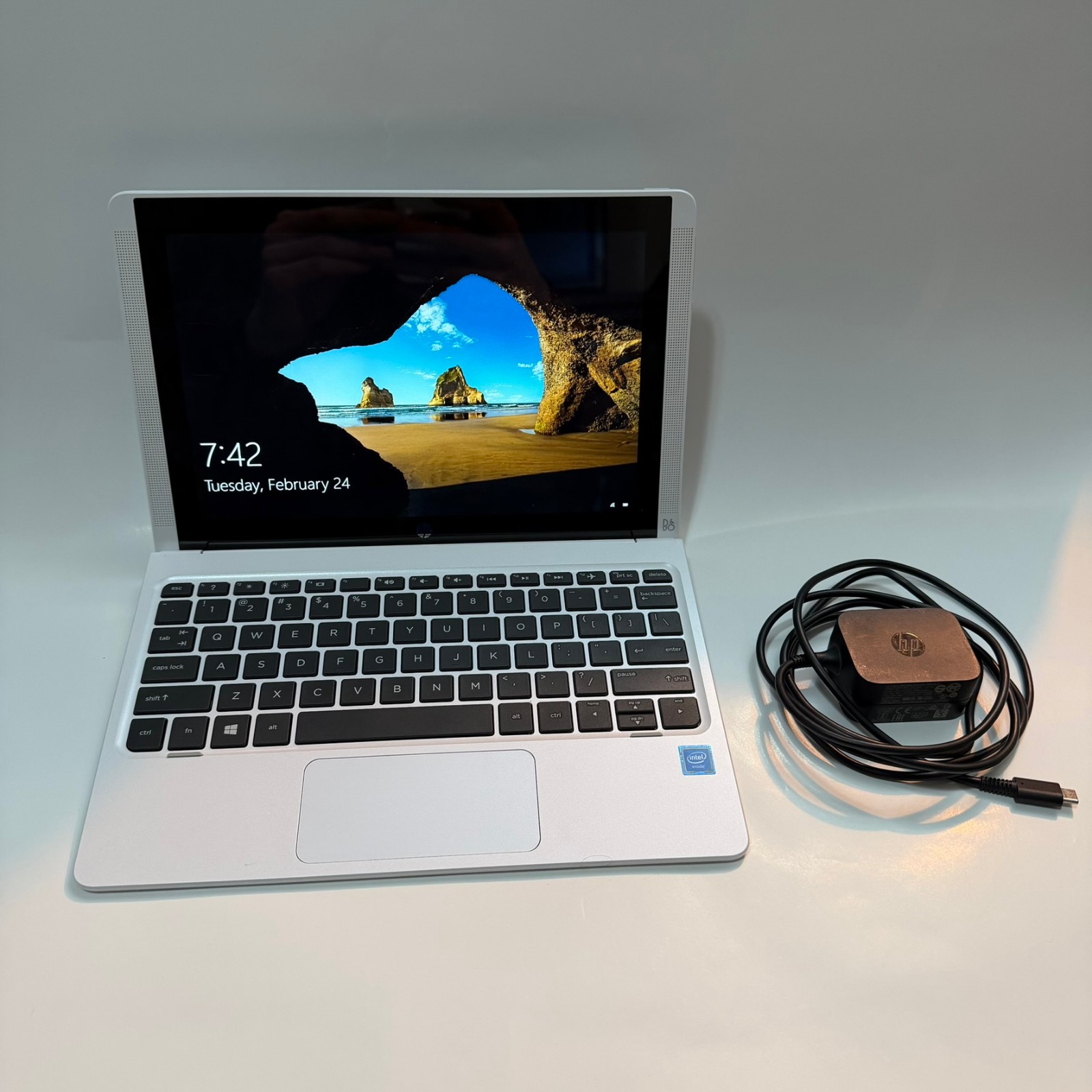 HP Pavilion X2 10.1" Detachable 2-in-1