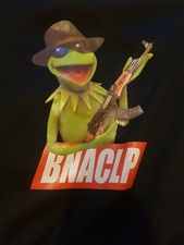 Kermit the frog jumper