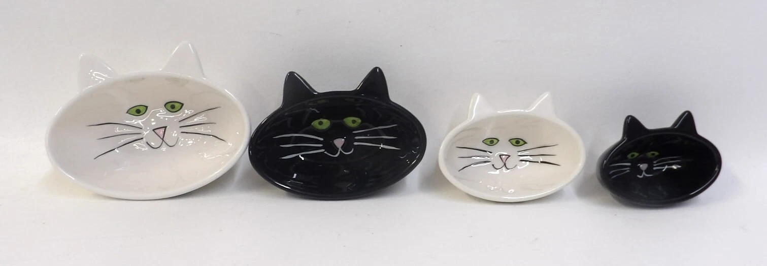 Set of 4 Graduated Black White Green Eyed Cats Measuring Cups - Boston Warehouse