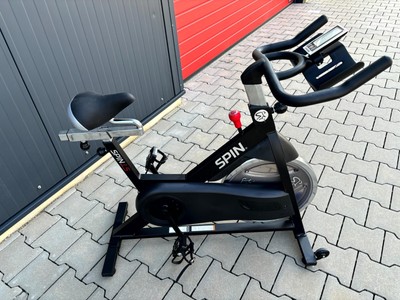SPINNING  Bike L5 mit Trainings-Computer. Neuwertiger Zustand.