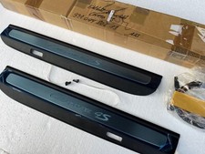 NUOVO ORIG. Porsche 911 991 Carrera 4S Mascherina Barra Ingresso Acciaio Inox Illuminazione