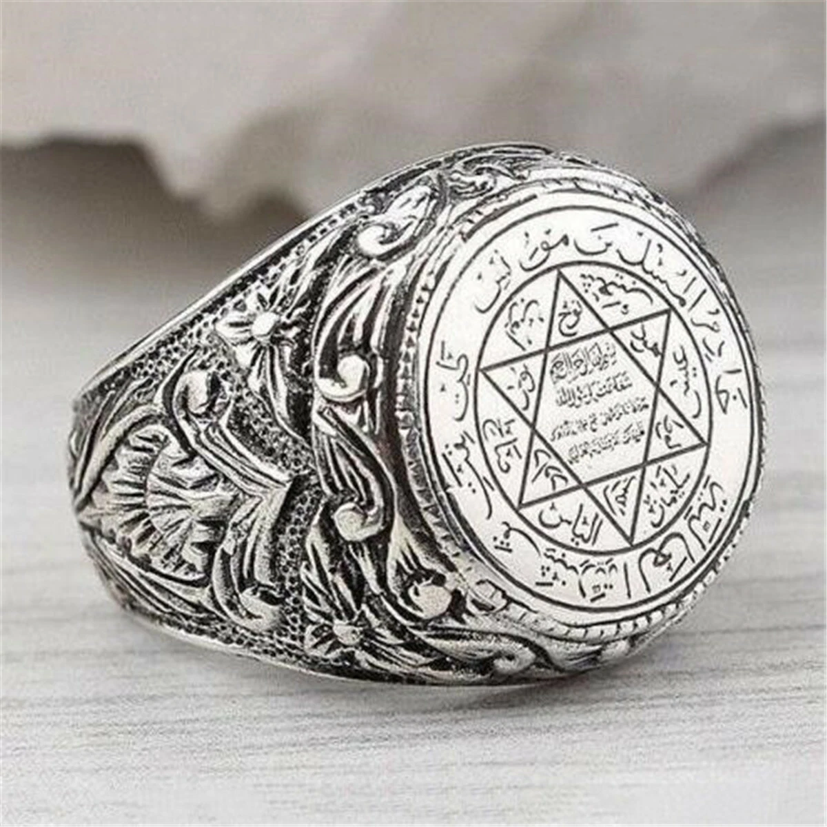 MIVEIVIA 3D Pyramid Providence Eye Rings for men Amulet Retro Ancient Egypt  Style Ring Stainless Steel Rings Iced Out Ring Jewelry Punk Ring Halloween  Vintage Style (10)|Amazon.com