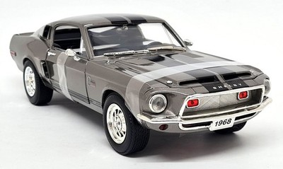 Road Signature 1/18 - Shelby Mustang GT-500 KR 1968 grau Diecast Scale Modellauto