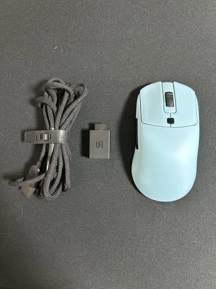 VAXEE XE Wireless Gaming Mouse Blue Used/Good condition - Image 2 of 4