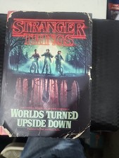 Stranger Things: Worlds Turned Upside Down : The Official Behind-The-Scenes...