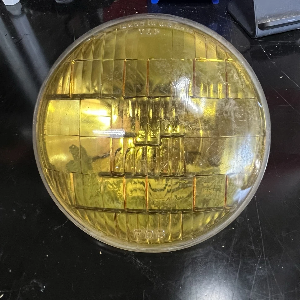 2x 1972 FORD Bronco FOG LIGHT - 5 1/4” - MADE IN USA - 12V Tested And Working - Image 4 of 4