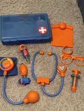 Blippi Doctor Kit Roleplay Play Toy Medical Kit 8 Pieces Toys Dress Up Costume