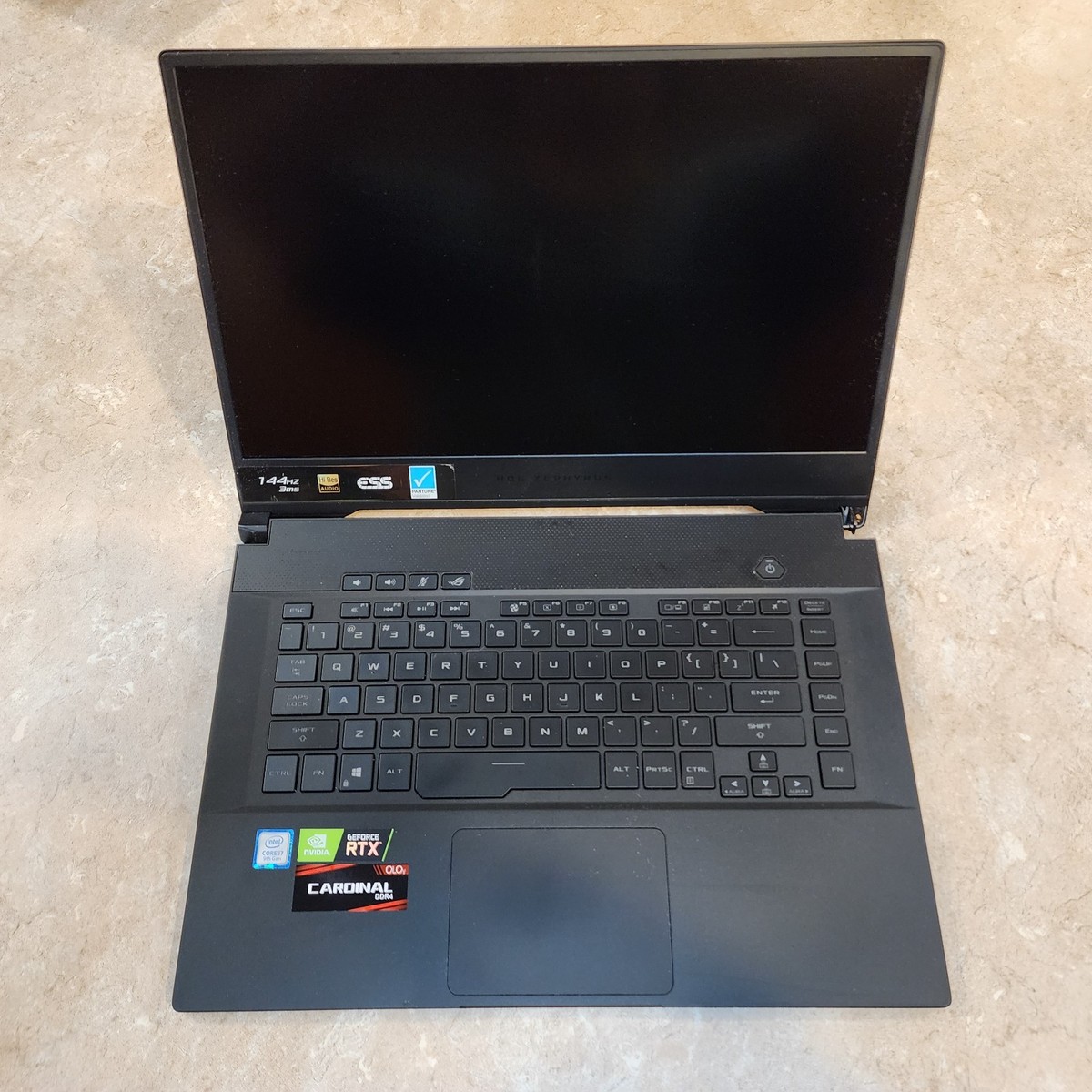 Bad ASUS ROG Zephyrus M Series i7-9750H RTX 2060 or 3060 Laptop