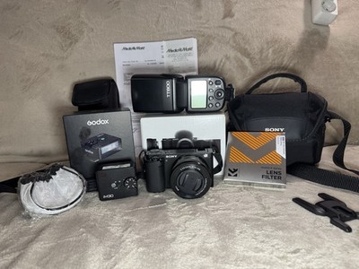   Sony ZV-E10  Vlogging / Foto- & Video-Komplettset Wie Neu 