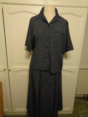 STYLEMASTER NAVY WITH WHITE SPOT SUIT UK 16 BRITISH MADE - Picture 7 of 11