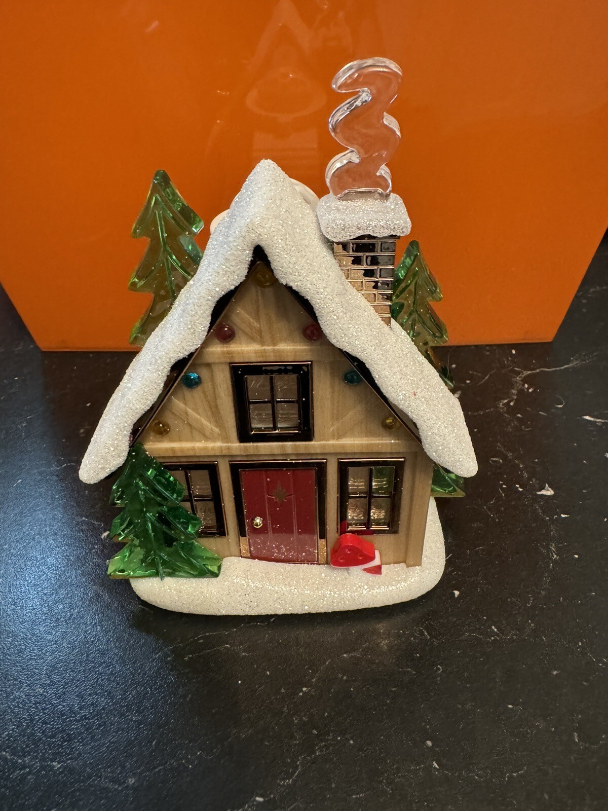 2023 Bath & Body Works Holiday House Wallflower Plug Illuminating Night Light-image