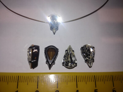 20 x eingefasste Preciosa Pearshape Tropfen Crystal 13x8 Glitzersteine einfädeln