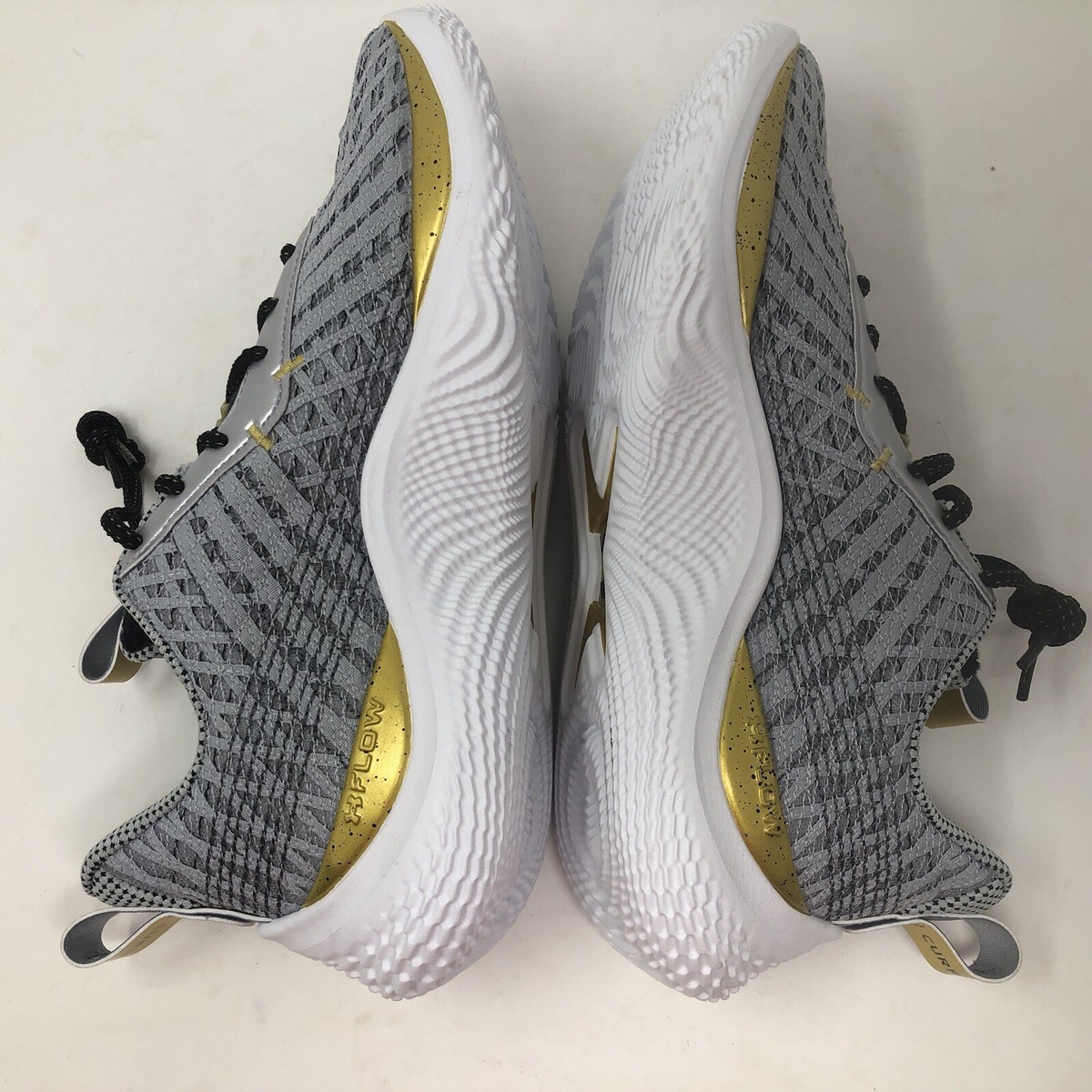 Under Armour Curry 10 Father to Son Young Wolf Grey 3026274 Under Armour Curry 10 Father to Son Young Wolf Grey 3026274