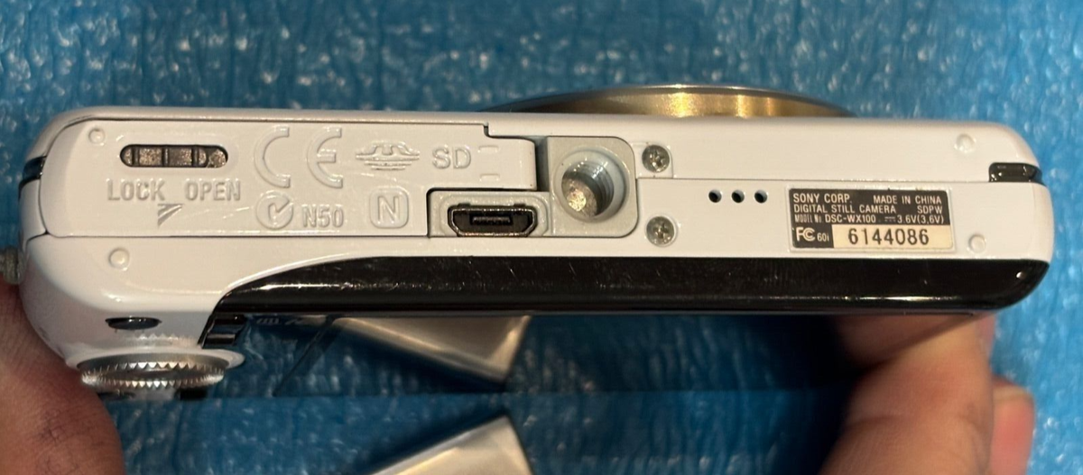 SONY Cyber shot DSC-WX100 white 18.2MP Digital Camera SONY Cyber shot DSC-WX100 white 18.2MP Digital Camera