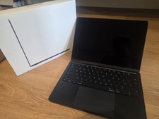 MacBook Air 2022 M2 256GB SSD 8GB RAM