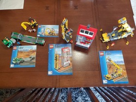 LEGO CITY: Construction Site (7633) 100% Complete All Mini Figures included