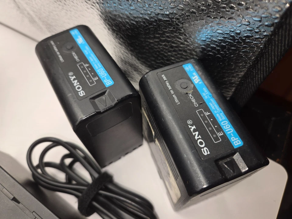 Sony PMW-F3  CineAlta Super 35mm Cinema Camera XDCAM EX  w/Accessories - Image 4 of 4