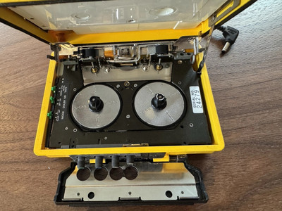 Solar Walkman WM-F107 | eBay