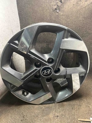 Fits 2020-2025 Hyundai Venue 17x6-1/2in Wheel/Rim OEM:52910K2200