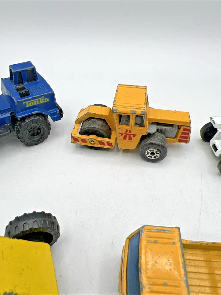 Tonka Mini Vehículos Lote de 5 Camiones Construcción Diecast y Plástico Mixto Foto 3 de 4