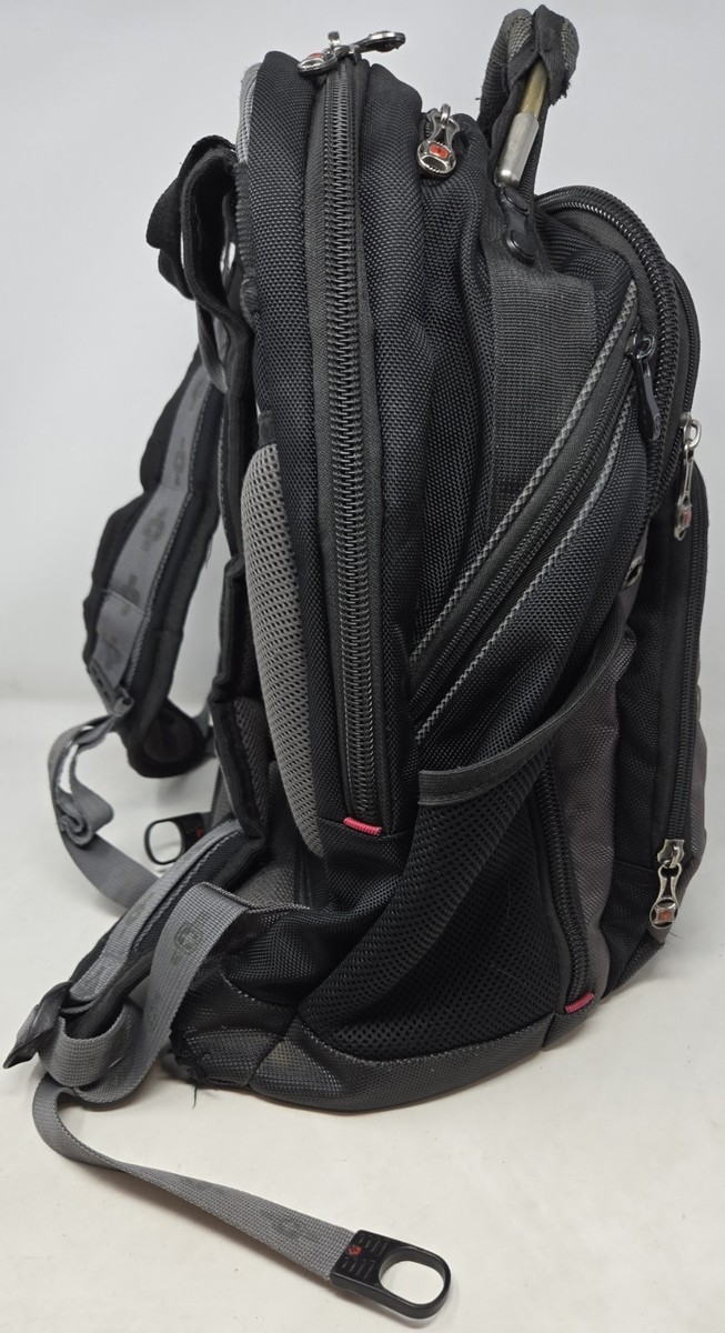 Wenger Synergy Backpack 605074 ブラック 15.6 Wenger Synergy 16