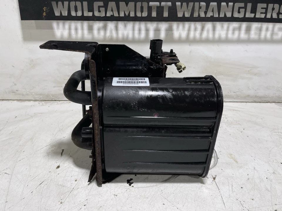 Suporte de vasilha de vapor de combustível e detecção de vazamento 03-04 Jeep TJ Wrangler 52109503AB - Imagem 4 de 4