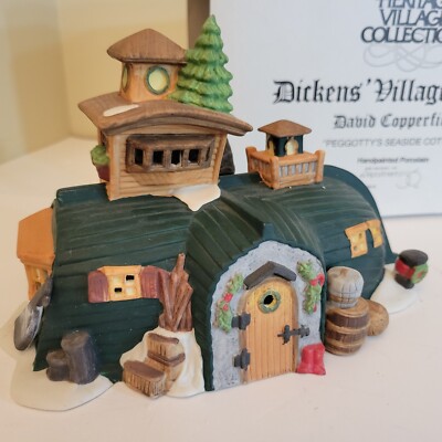 Dept 56 Dickens Village David Copperfield, Peggotty's Seaside Cottage 5550-6 w/b