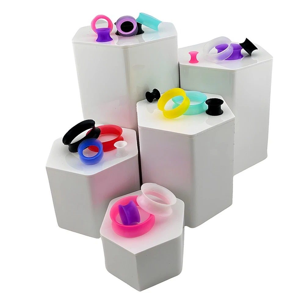 PAIR-ULTRA THIN SKINS TUNNELS-Silicone Ear Skins-Ear Gauges-Soft Ear plugs - Image 2 of 4