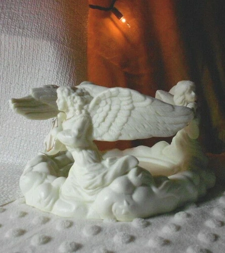 LG PILLAR CANDLE HOLDER CREAM BISQUE FLYING ANGELS PLAY GOLD INSTRUMENTS  # 6034
